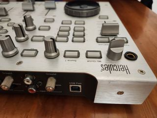 Hércules DJ Console RMX