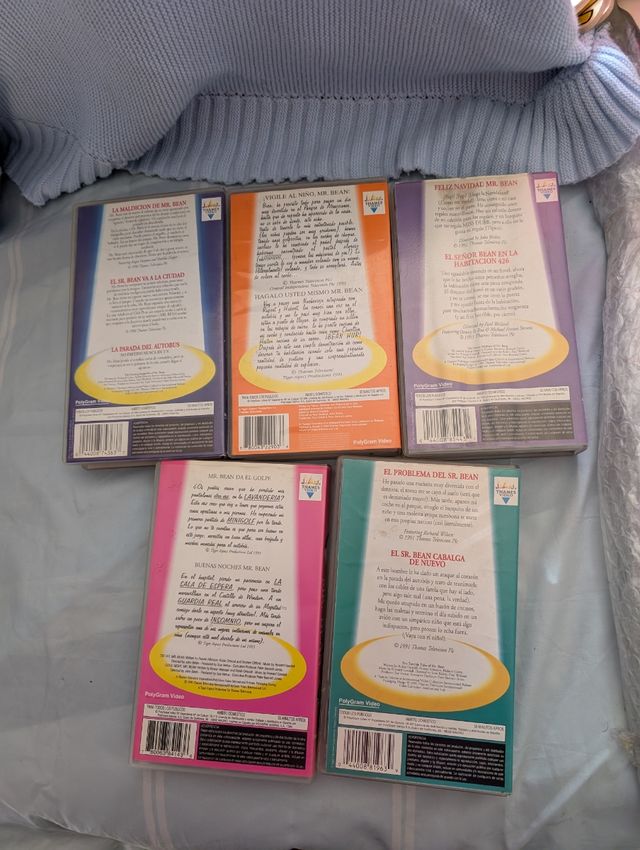 Lote de 5 cintas de humor.