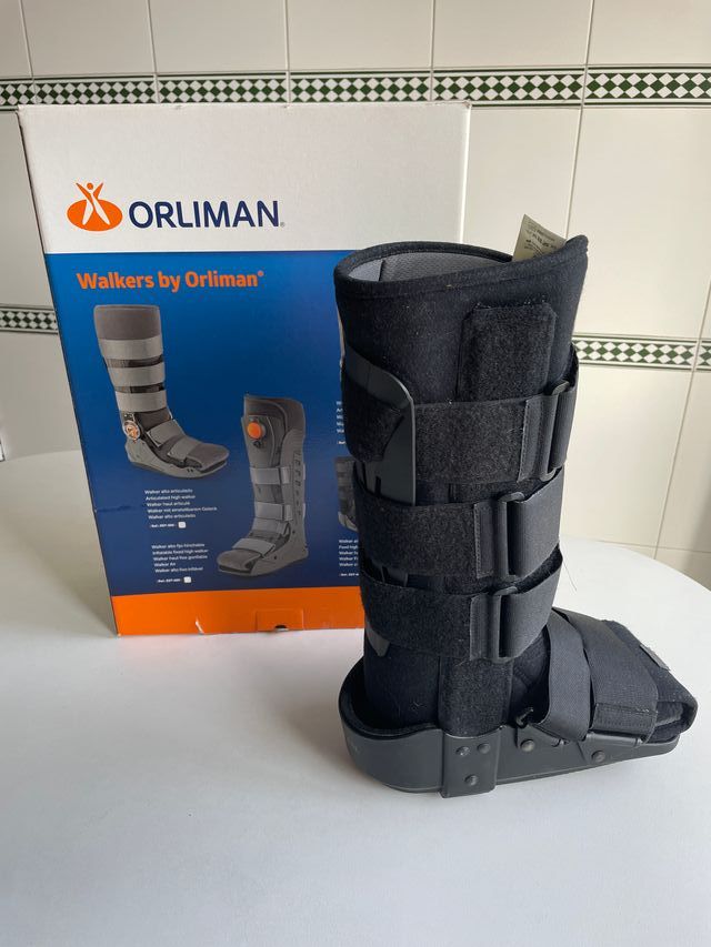 Bota ortopédica. Walker Orliman
