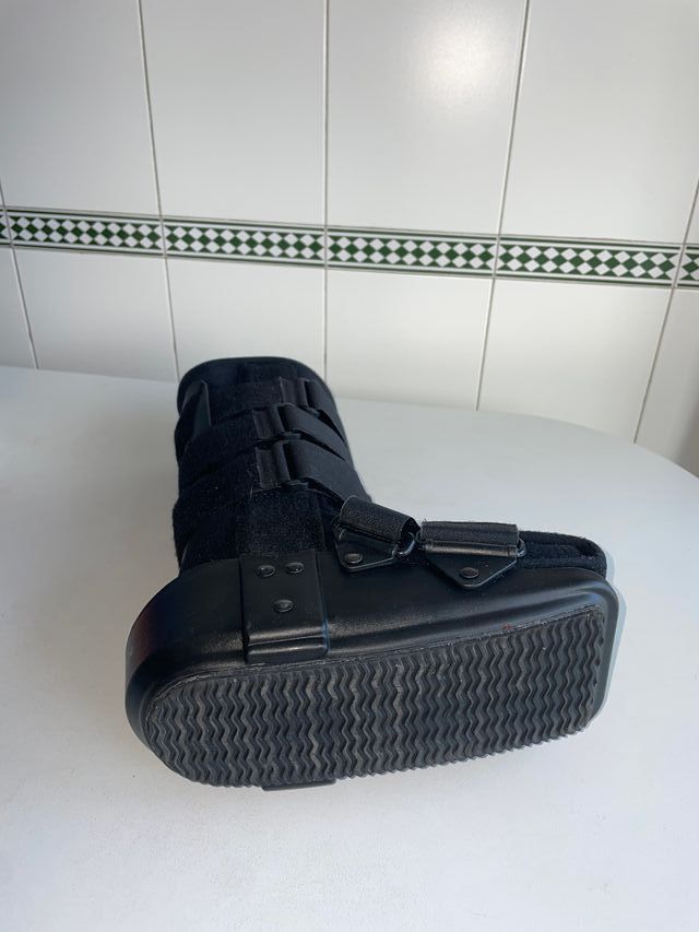 Bota ortopédica. Walker Orliman