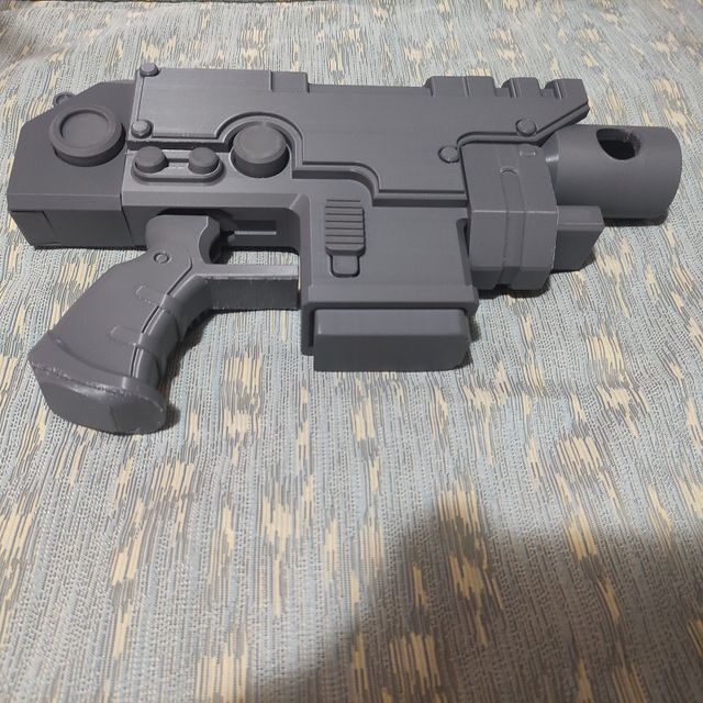 Space Marine 2 Cosplay - Pistola bolter Warhammer