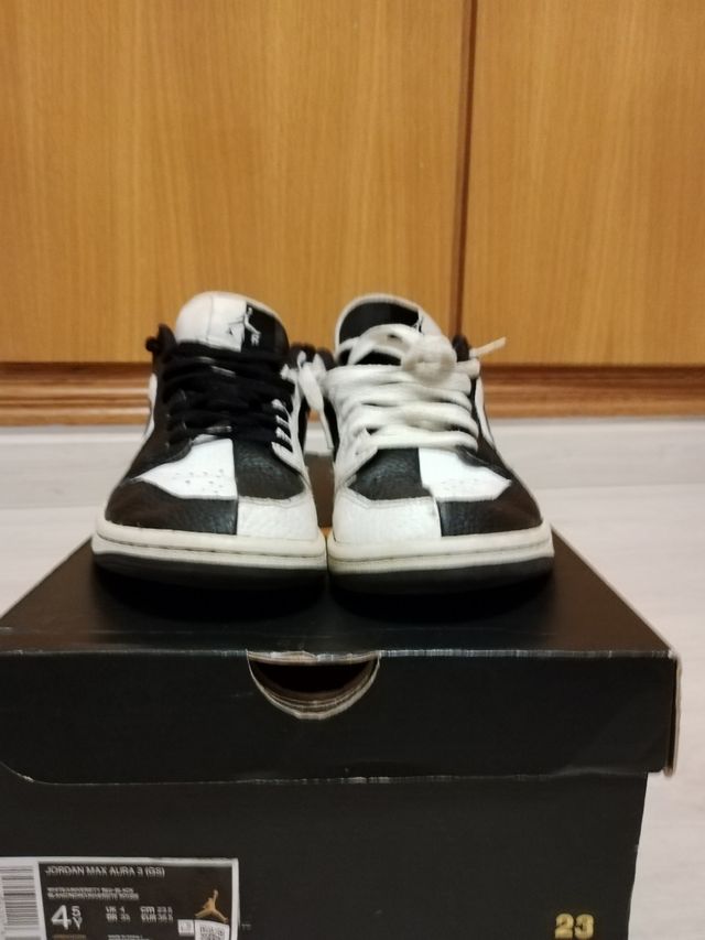 Jordan, 1 low blanca y negra