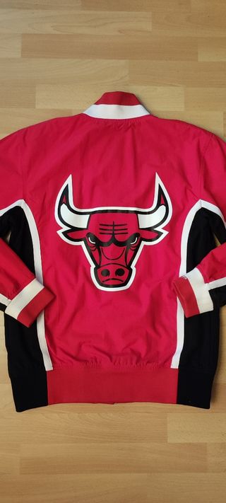 *NUEVA* Chaqueta Chicago Bulls