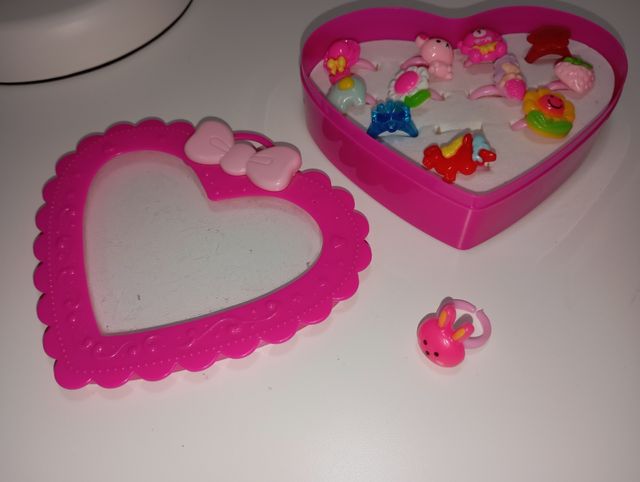 Caja de anillos de corazon