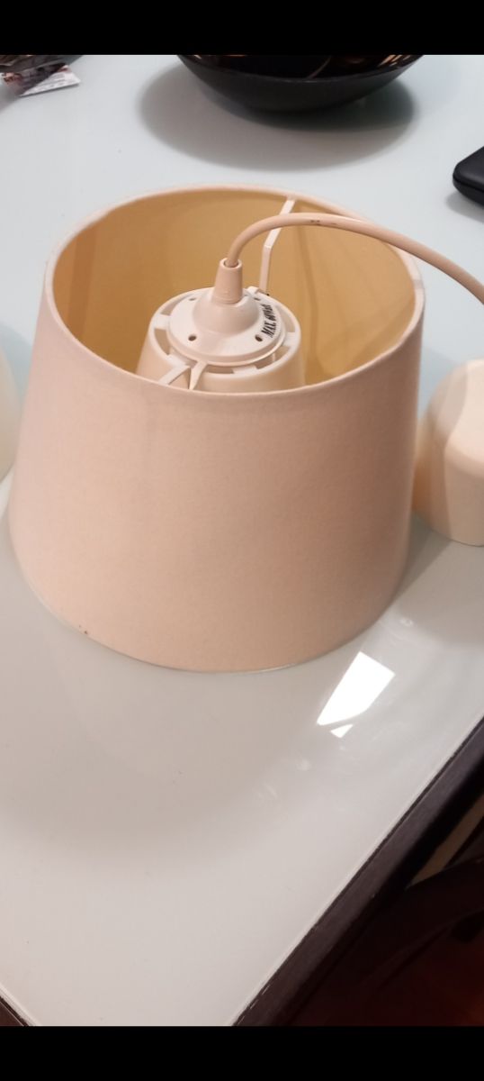 Lamparas de techo.. Rebajo 8 y 5 euros.