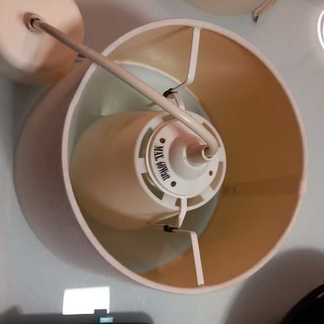 Lamparas de techo.. Rebajo 8 y 5 euros.