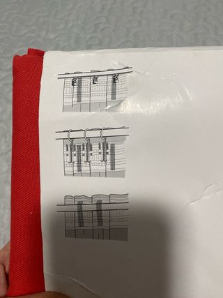 Cortinas rojas IKEA