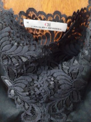 Top de Carolina Herrera . Encaje y Seda