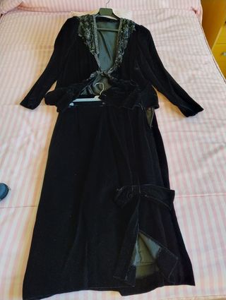 Chaqueta y Falda terciopelo seda.Fiesta