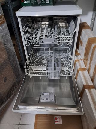 Lavavajillas .