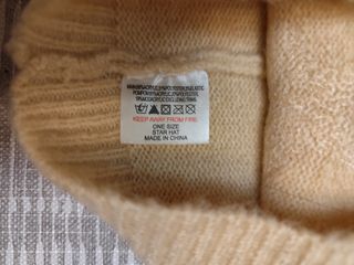 Gorro invierno color crema estrellas