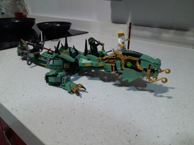 Dragon lego