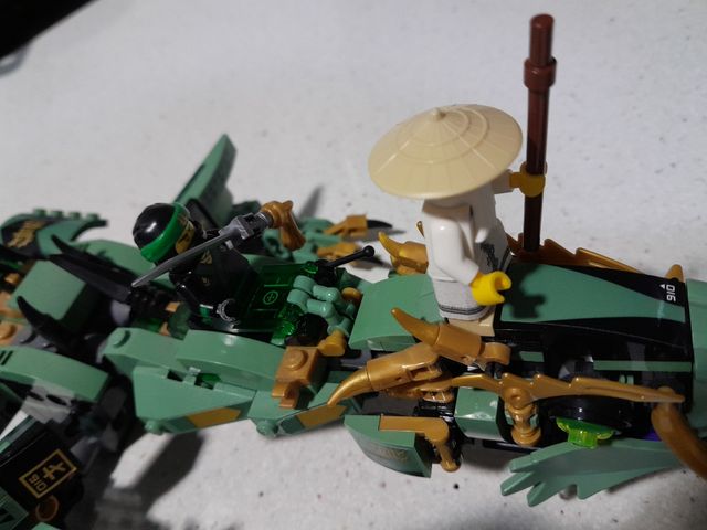 Dragon lego