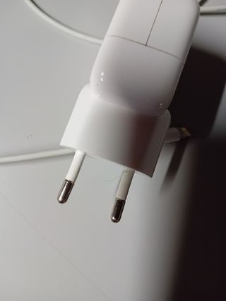 Carica batterie per tablet apple con due cavi