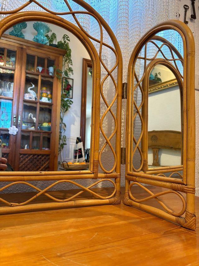 SPECCHIO TRITTICO IN BAMBÙ ANTICO.