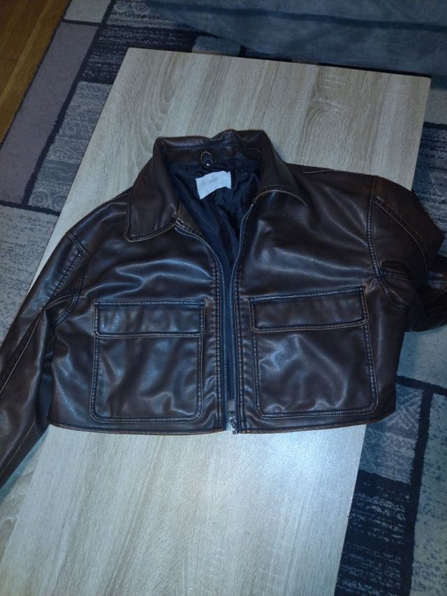 Cazadora mujer de Stradivarius