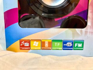 Altavoz compatible con MP3/MP4/MP5/ Ordenador/ Mov