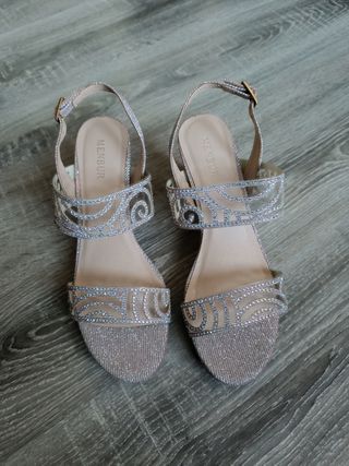 Sandalias tacón 21822 Menbur T-39