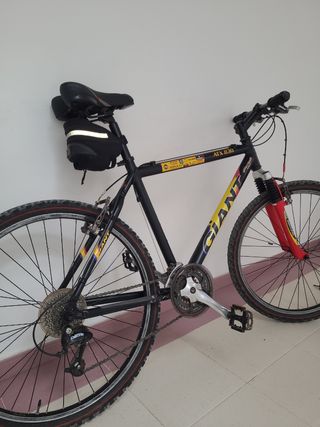 Bicicleta MTB Giant ATX 830