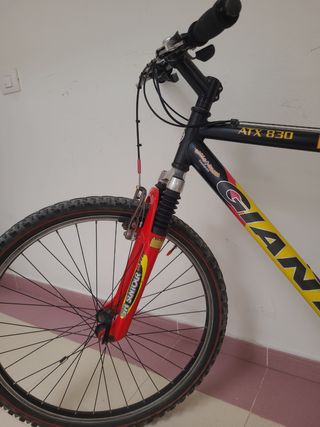 Bicicleta MTB Giant ATX 830