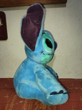 Peluche Stitch con luz y sonido Primark