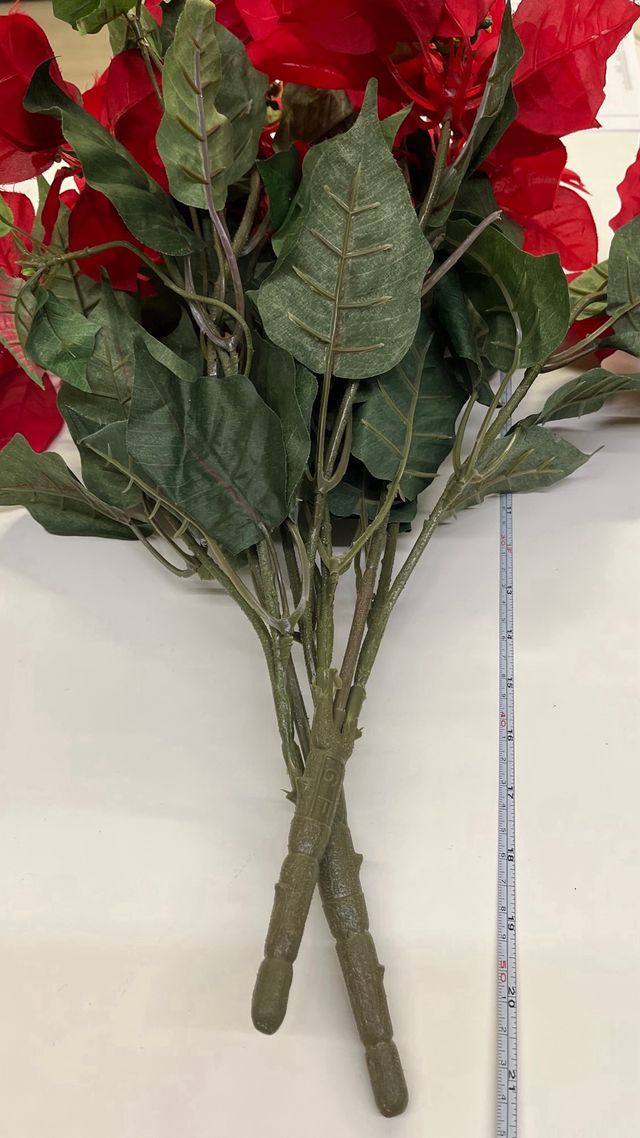 VASO IN METALLO MARRONE+bouquet di poinsettia rossa