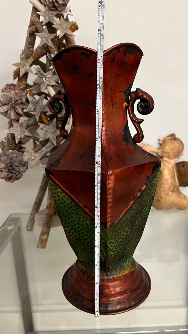 VASO IN METALLO MARRONE+bouquet di poinsettia rossa