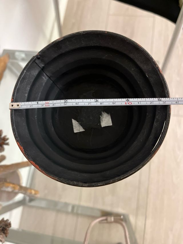 VASO IN METALLO MARRONE+bouquet di poinsettia rossa