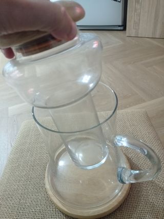 Caraffa con porta ghiaccio interno 