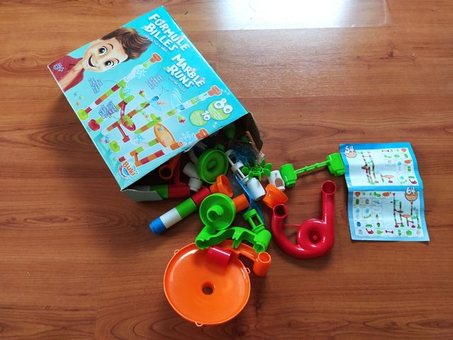 Laberinto de canicas Construcción Buki