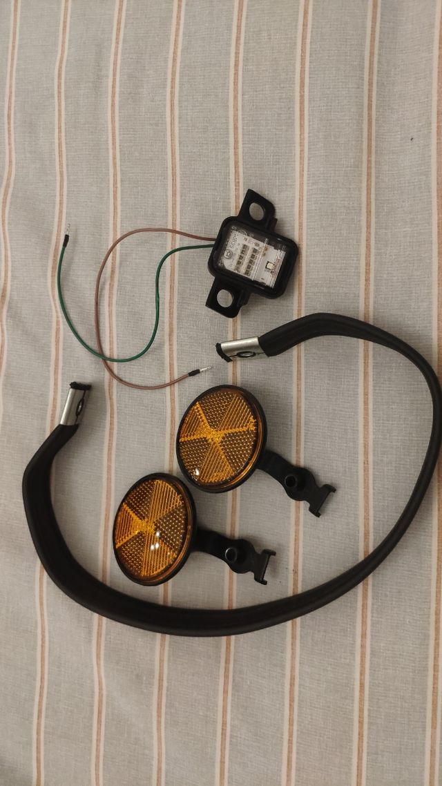 Catarifrangente ruota anteriore cb650r 2019