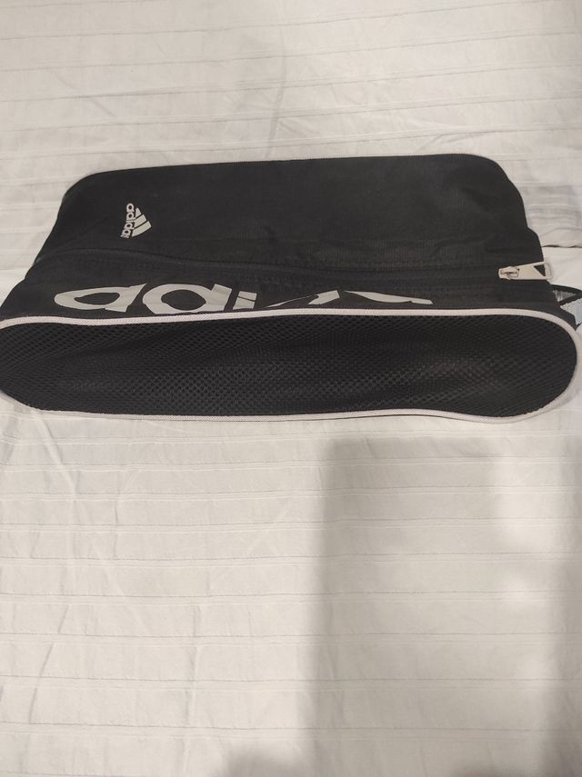 Porta zapatillas Adidas
