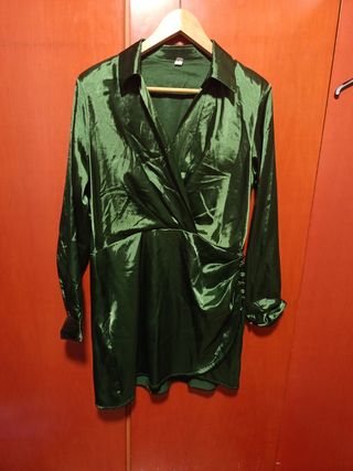Vestido verde satén