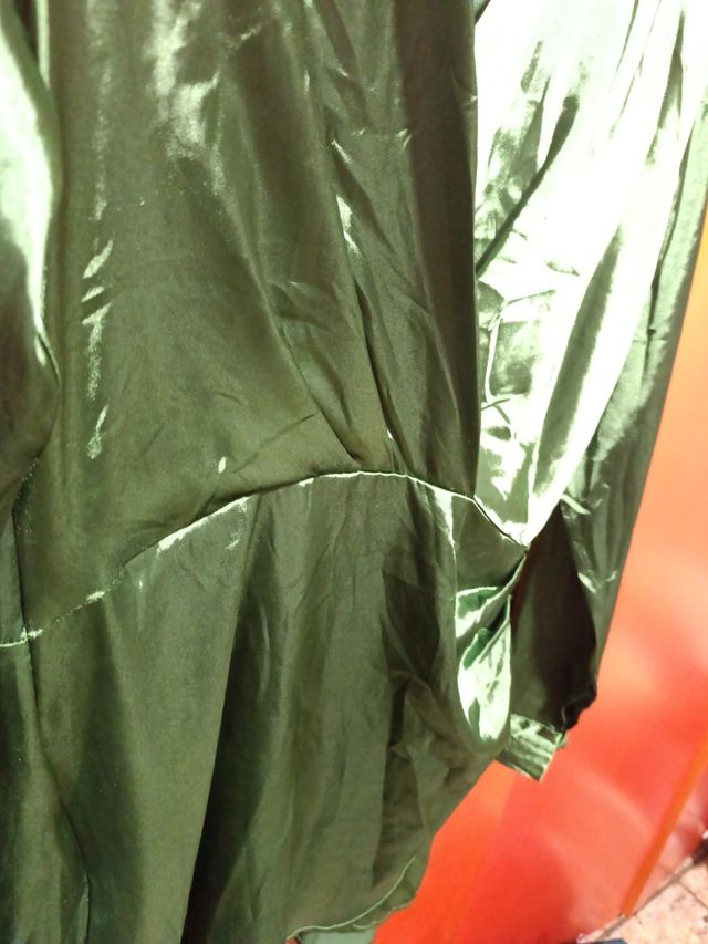 Vestido verde satén