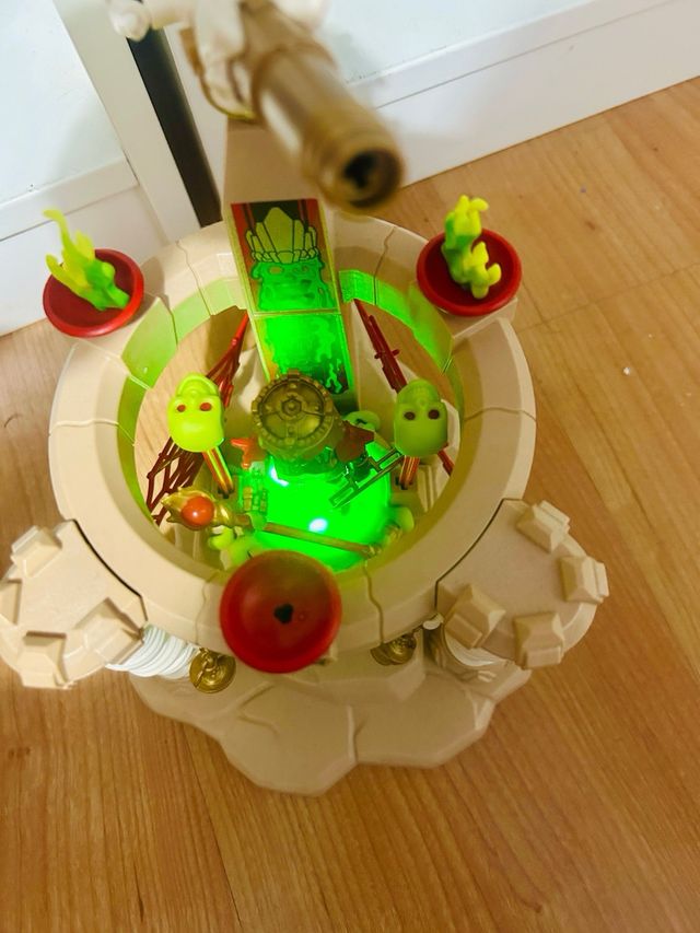 Playmobil base esqueletos