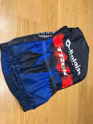 TALLA S. CHALECO CORTAVIENTOS TREK BALOISE LIONS