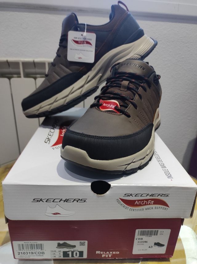 Skechers 43 sin estrenar zapatillas