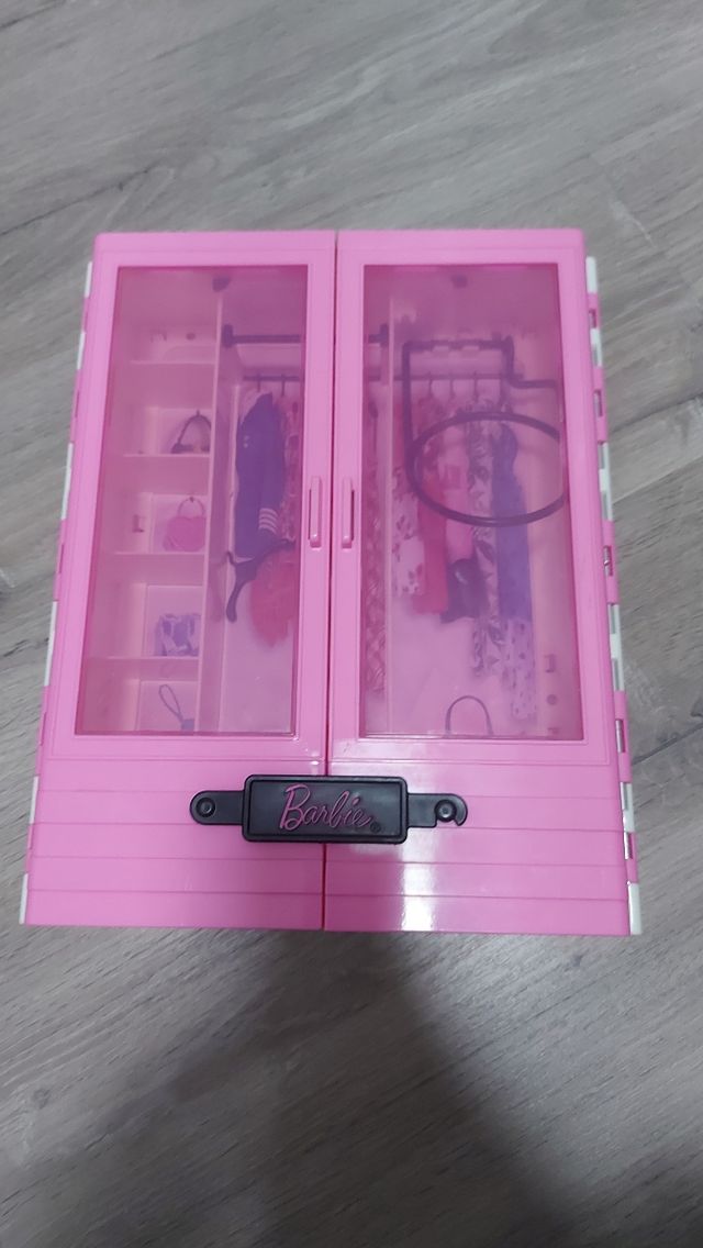 Armario barbie