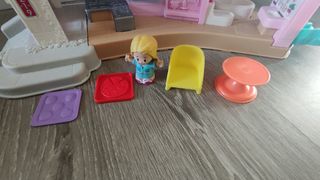 Casita Barbie Little People