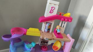 Casita Barbie Little People