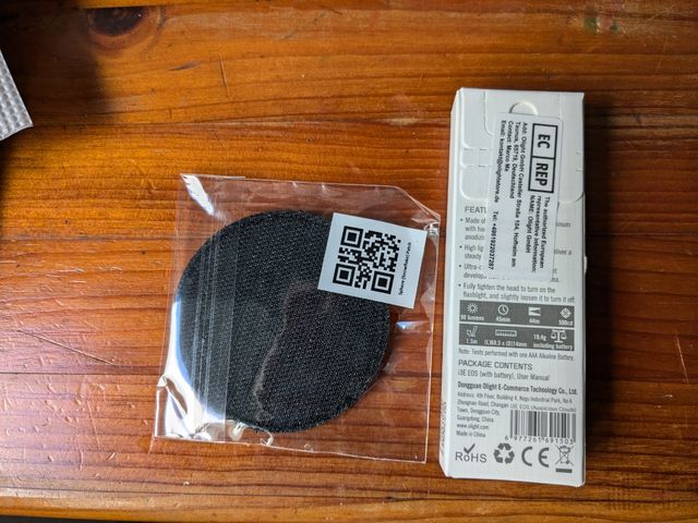 Olight I3E navideña 2024