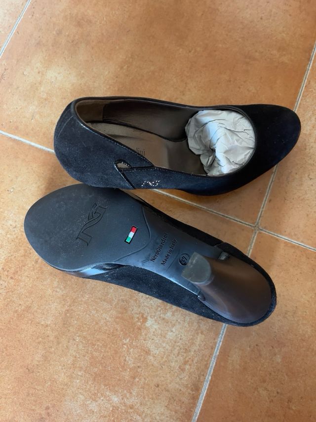 Zapato  mujer Nº 37 NERO GIARDINI PIEL GENUINA