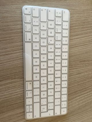 Nuevo Sin Usar Apple Magic Keyboard Bluetooth