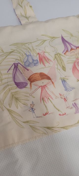 Cambiador de bebé & peluche