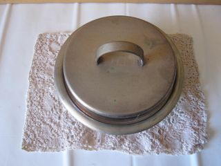 Centrotavola vintage pentolino vintage in metallo