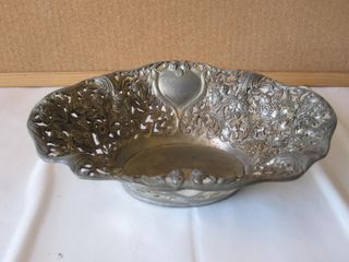 Antico centrotavola in peltro cestino vintage