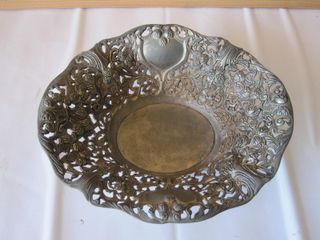 Antico centrotavola in peltro cestino vintage