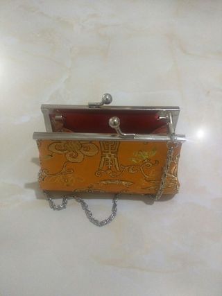 Monedero con estampado oriental