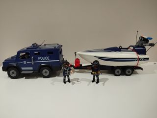Playmobil coche policía con lancha remol