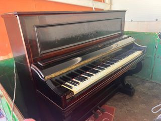 Piano Henry Herz año 1870